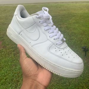 NIKE Air Force 1 “Triple White”